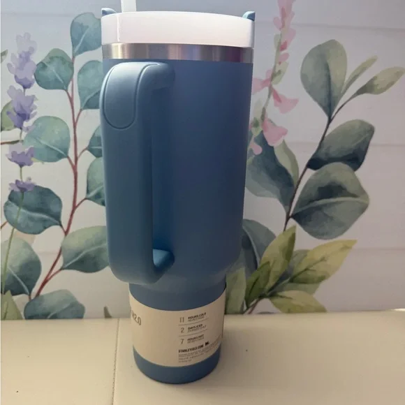 Stanley Matte Blue Tumbler with Handle - Picture 4 of 7